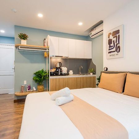Cozrum Homes - Saphera Residence Хошимин Экстерьер фото