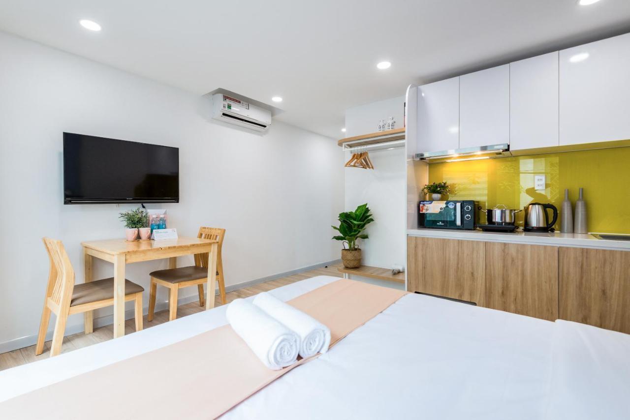 Cozrum Homes - Saphera Residence Хошимин Экстерьер фото